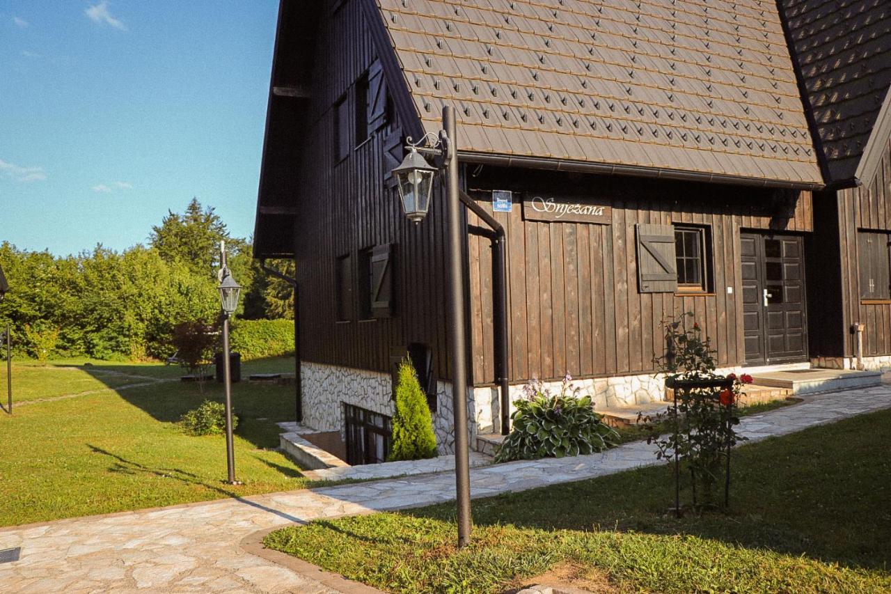 Plitvice Luxury Etno Garden Hotel Plitvicka Jezera Ngoại thất bức ảnh