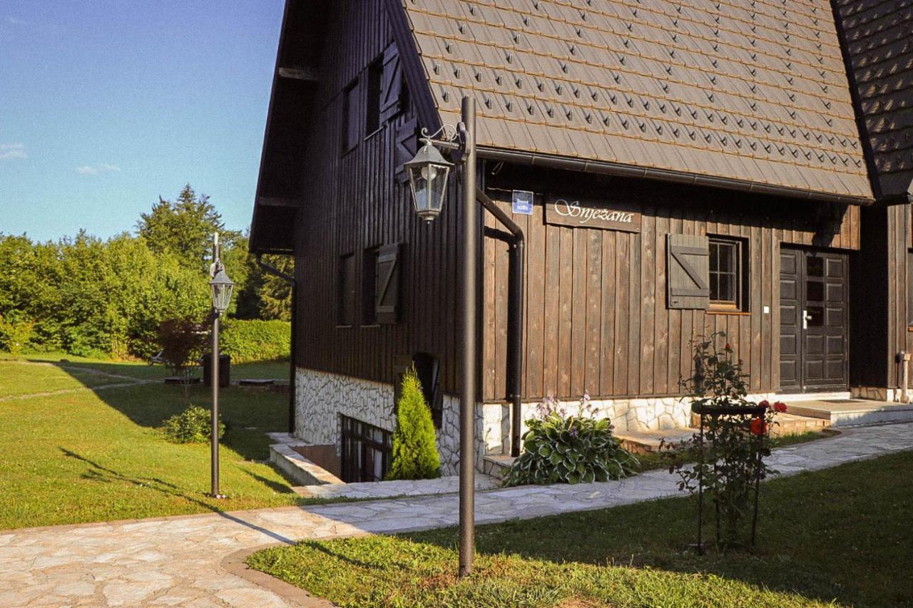 Plitvice Luxury Etno Garden Hotel Plitvicka Jezera Ngoại thất bức ảnh